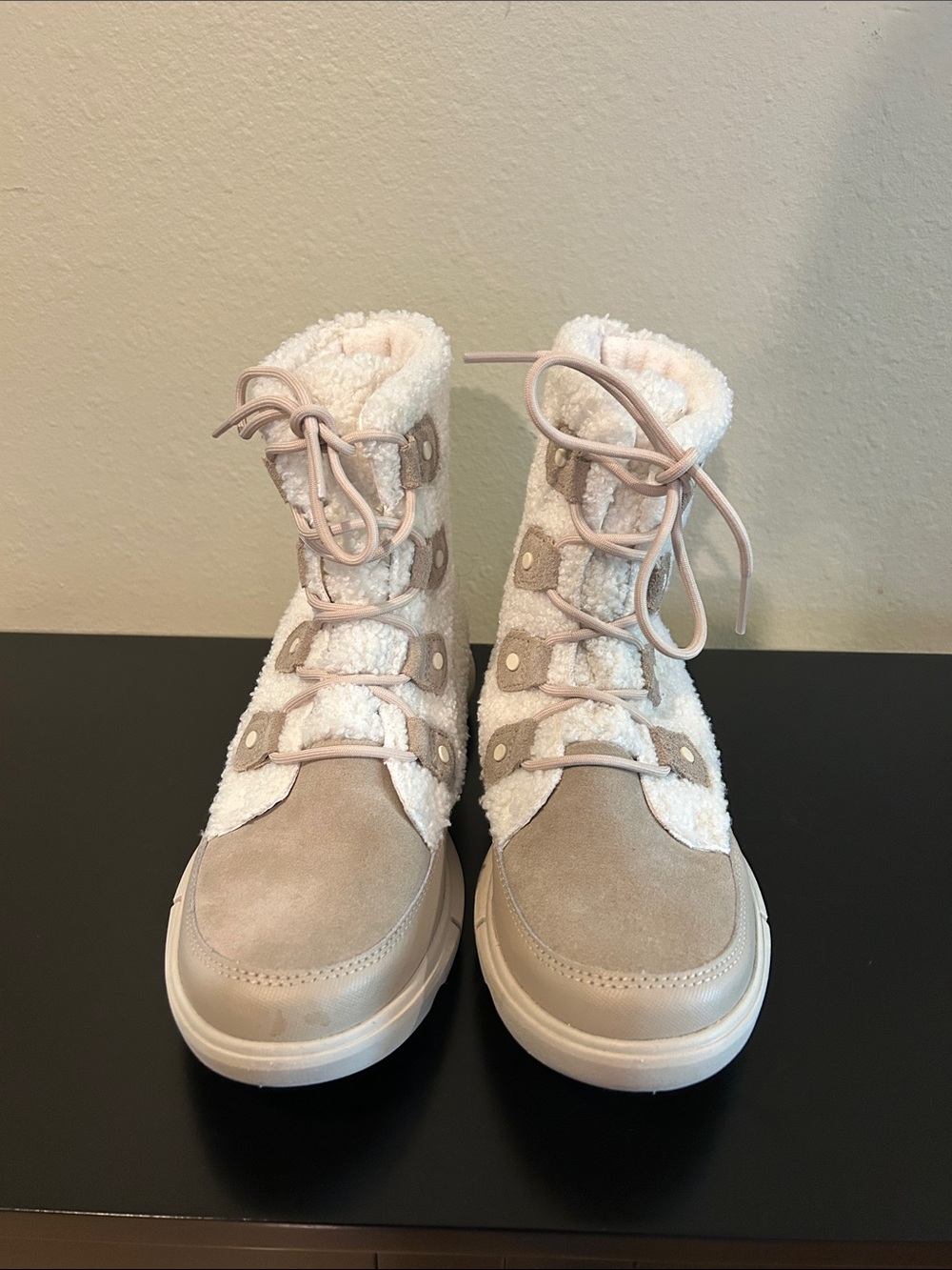 Sorel Women’s Lace-Up Sherpa Winter Boots in Cream and Tan